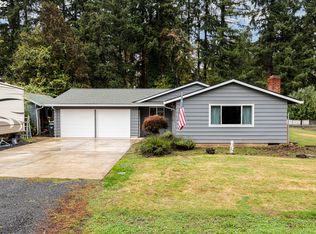 33801 Shamrock Ln, Scappoose, OR 97056