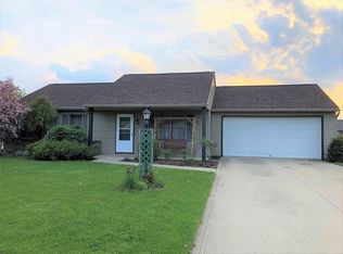 12811 Country Shoal Ln, Grabill, IN 46741