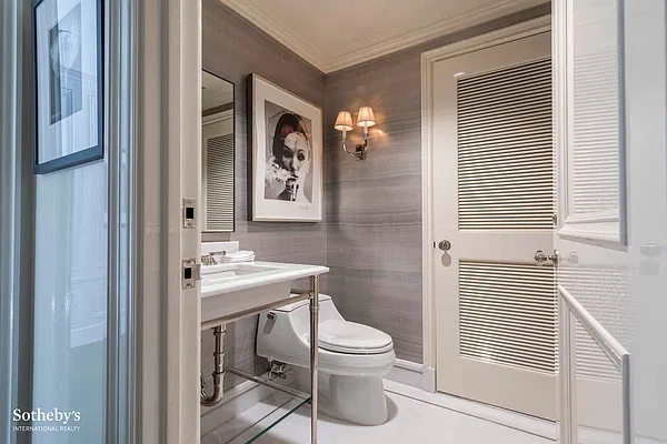 Sold by Sotheby's International Realty | media 11