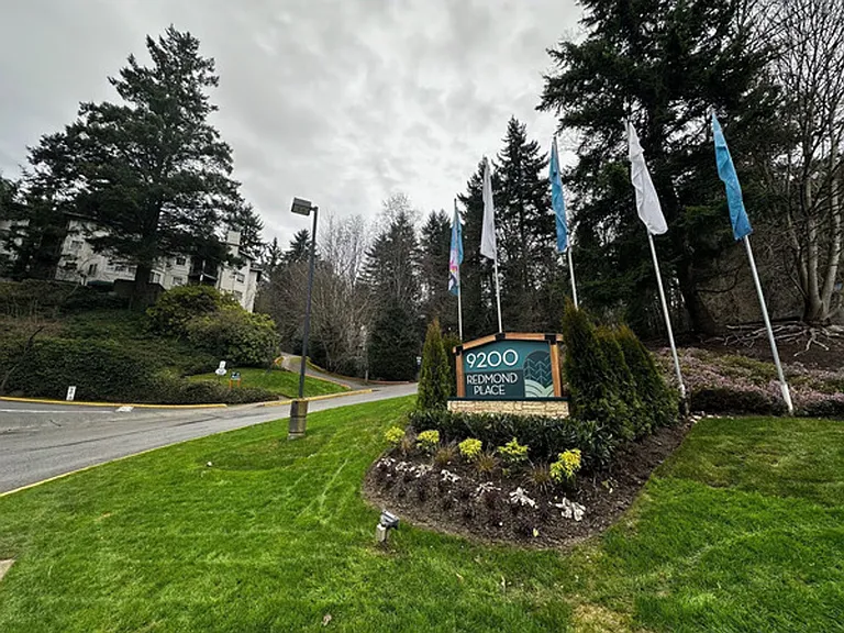 9200 Redmond Place — Photo 8