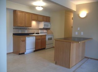 1211 Highland Ave, Northfield, MN 55057