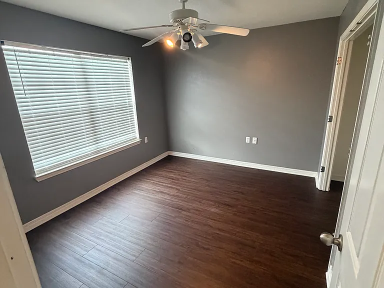 1483 Dunhurst Dr — Photo 6