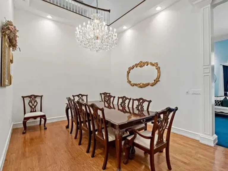 21033 Violet Rd — Photo 17