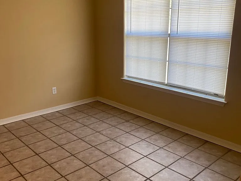 66 Timberwood Dr — Photo 10