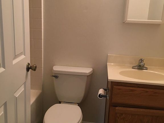 5th image of 3824 N Vickie Ct #D