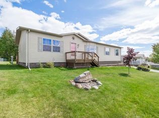 77 Arbutus Dr, Duluth, MN 55810