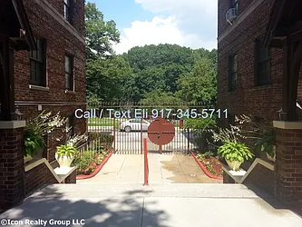 Rented by Uptown Flats LLC