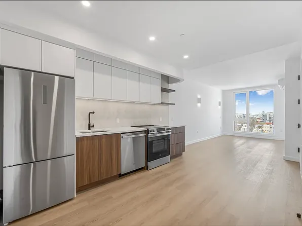 93 Kenilworth Place image 1 of 4