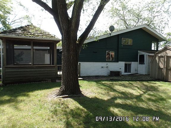 3rd image of 92 Westwood Dr