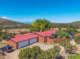 12 Apache Ridge Rd, Santa Fe, NM 87505