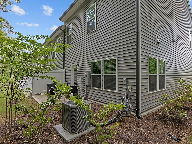 812 Star Ridge Dr — Photo 12