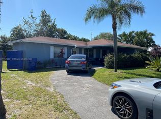 421 W 36th St, Riviera Beach, FL 33404