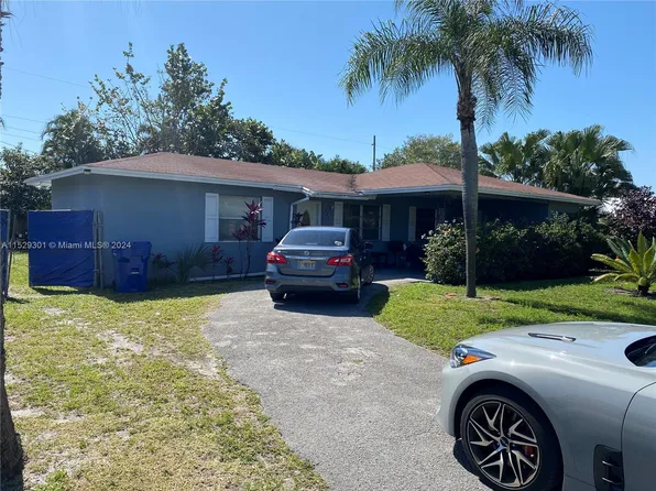 421 W 36th St, Riviera Beach, FL 33404