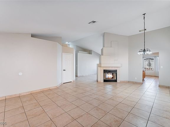 3rd image of 110 Mint Orchard Dr