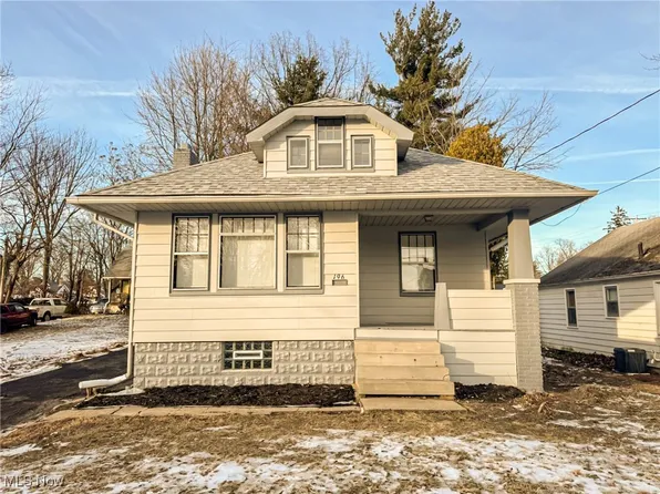 196 Maywood Dr, Youngstown, OH 44512