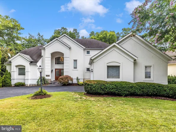 11321 Country Club Rd, New Market, MD 21774