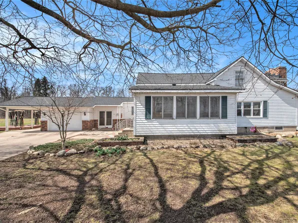 3718 11th St, Wayland, MI 49348