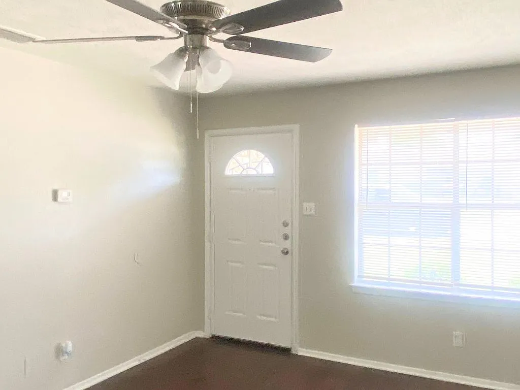 6520 Warm Moon Ln. Dallas, TX 75241 — Photo 3