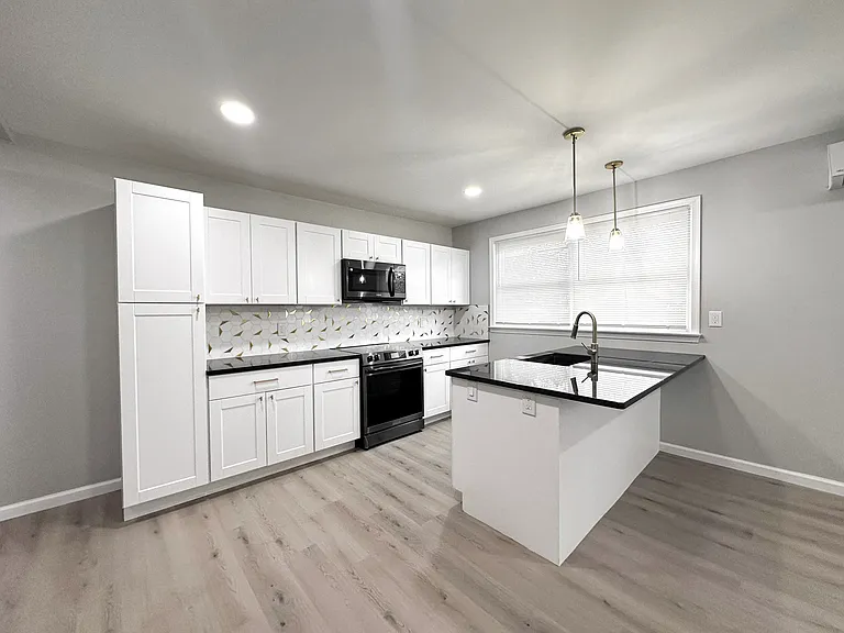 287 Pierce St #1 — Photo 28