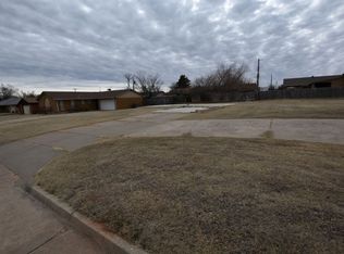 703 37th St, Woodward, OK 73801