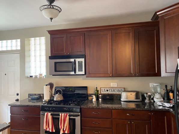 4416 N Ashland Ave APT 3W