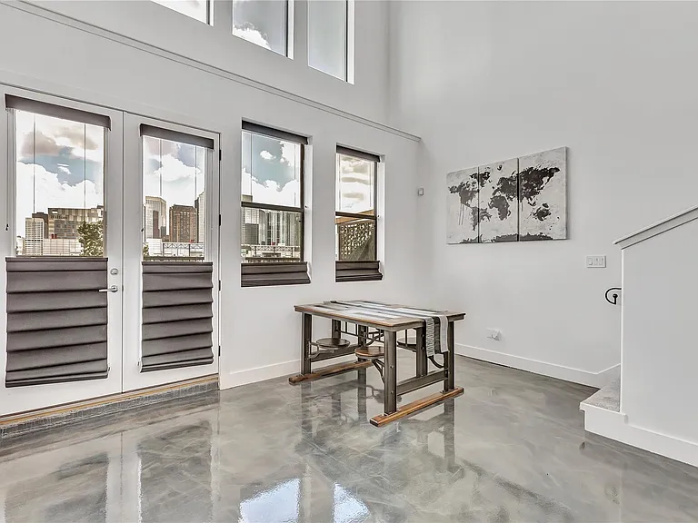 2323 Polk St #305 — Photo 17