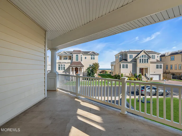2 Tradewinds Ln — Photo 42