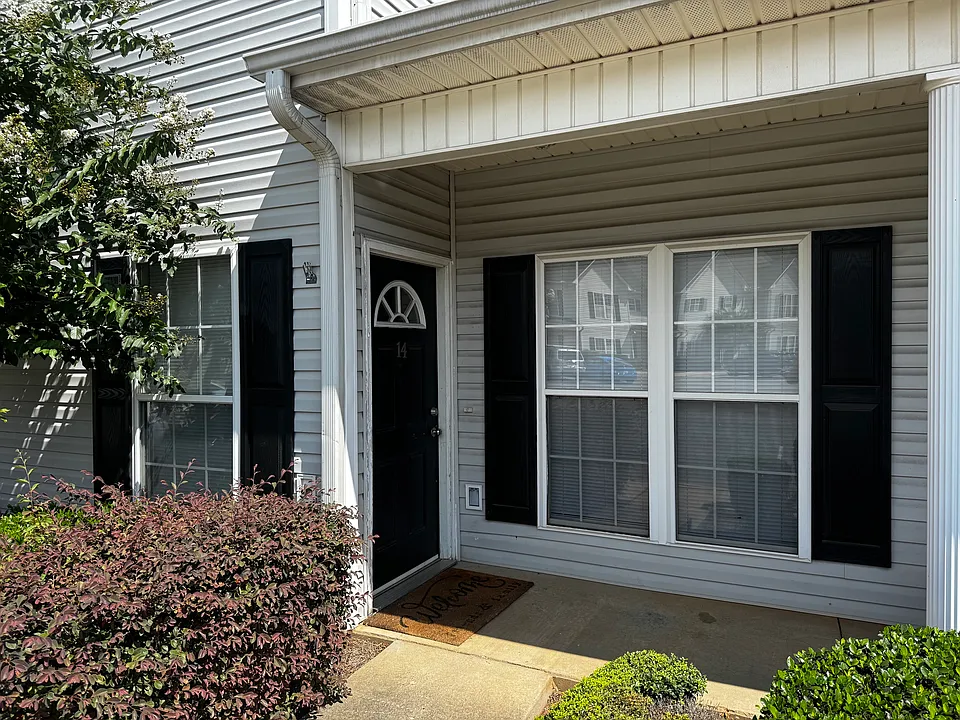 14 Ridgestone Cir