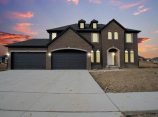 56286 Derby Dr, Macomb, MI 48042