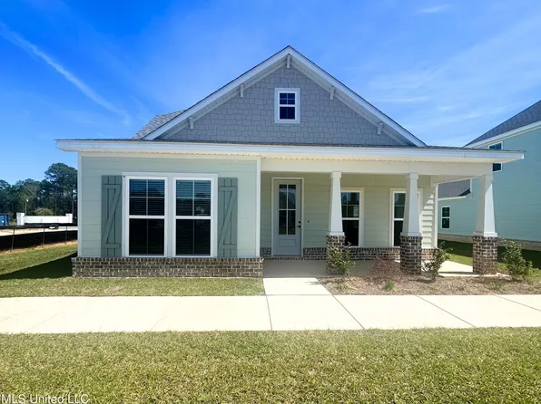 113 Everly Cir, Ocean Springs, MS 39564