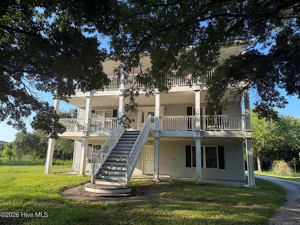 1st image of 215 Shell Drive
