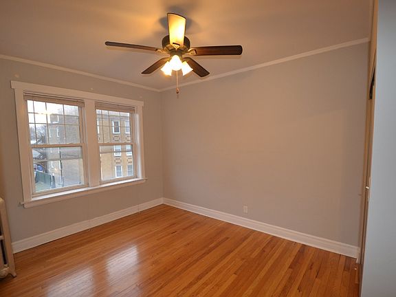 2nd image of 4405 N Rockwell St