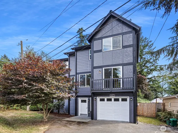 14011 Roosevelt Way N, Seattle, WA 98133