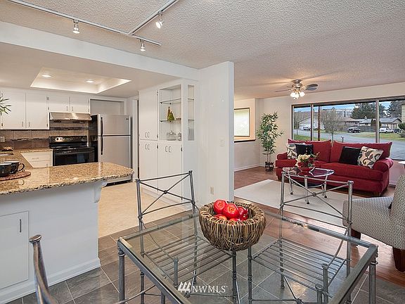 4th image of 1406 Ttereve Drive