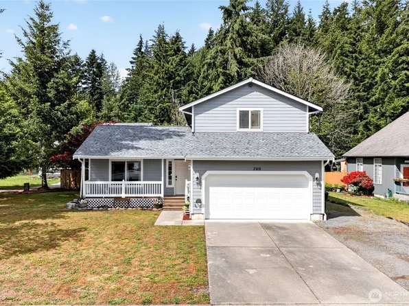 700 Kelsey Lane E, Eatonville, WA 98328
