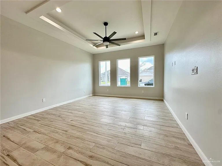 2800 Kilgore Ave — Photo 5