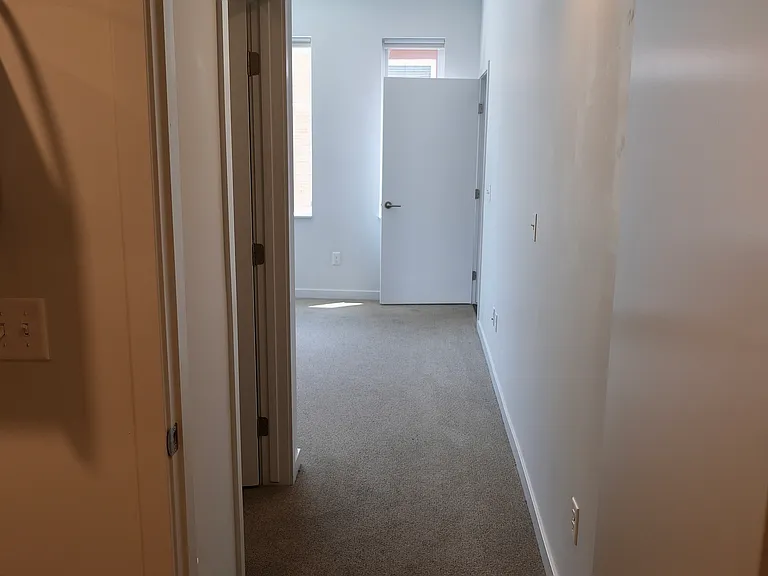 1300 N Ogden St #202 — Photo 12