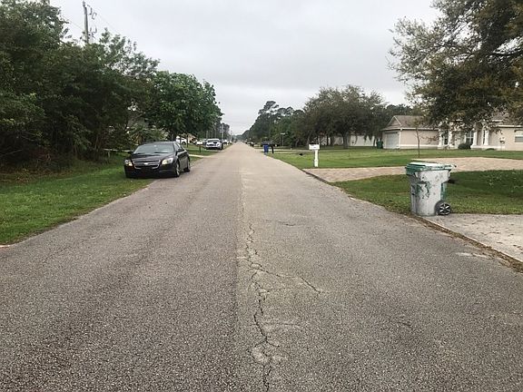 4th image of 1140 SW Hunnicut Ave