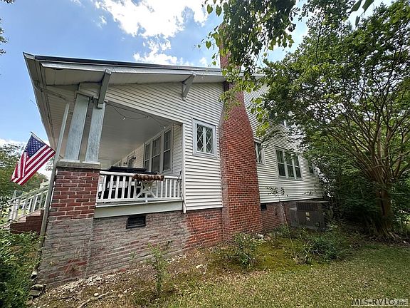 4th image of 109 W Academy St