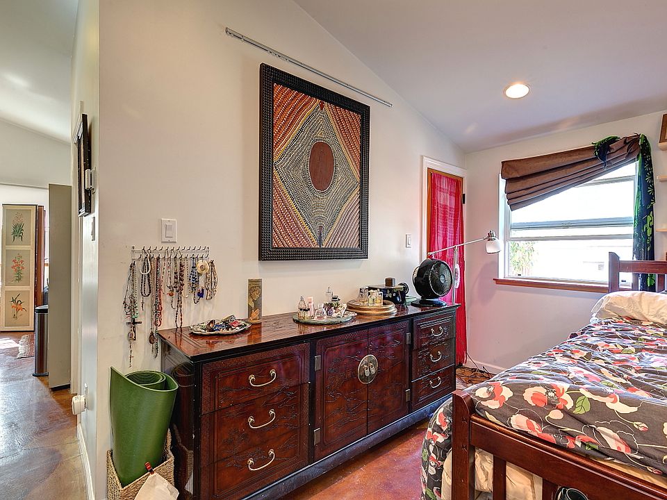 Cozy 12 year old casita