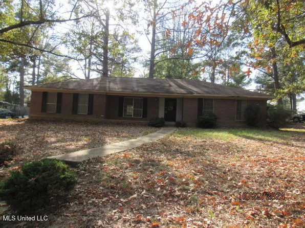 607 Spryfield Rd, Jackson, MS 39212