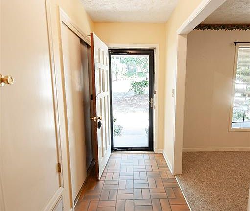 4th image of 3111 Willow Lane Dr