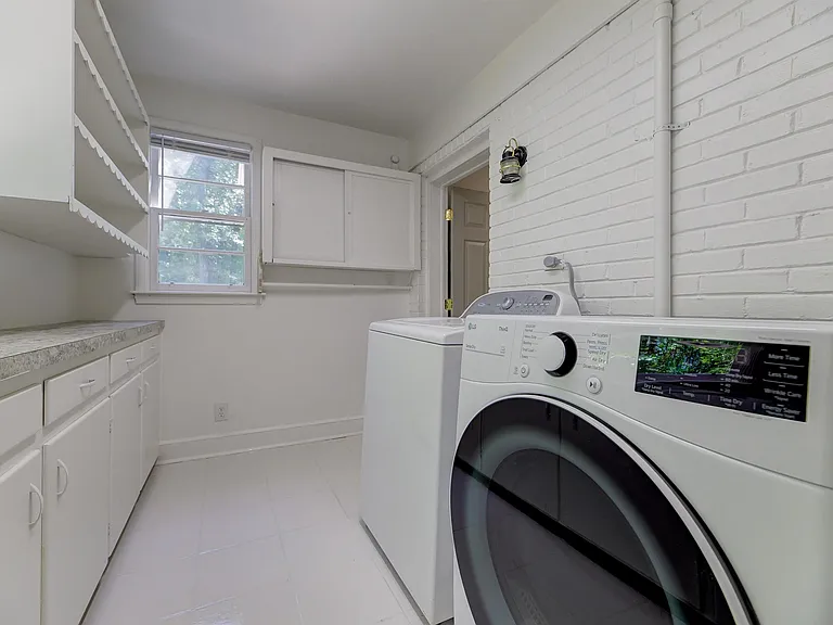 1623 Brennen Rd #2 — Photo 8