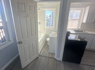 467 Beech St APT 17, Manchester, NH 03103