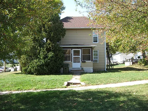1221 Tremont St Photo 1