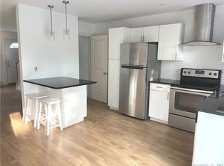 14 Scuppo Rd UNIT G7, Danbury, CT 06811