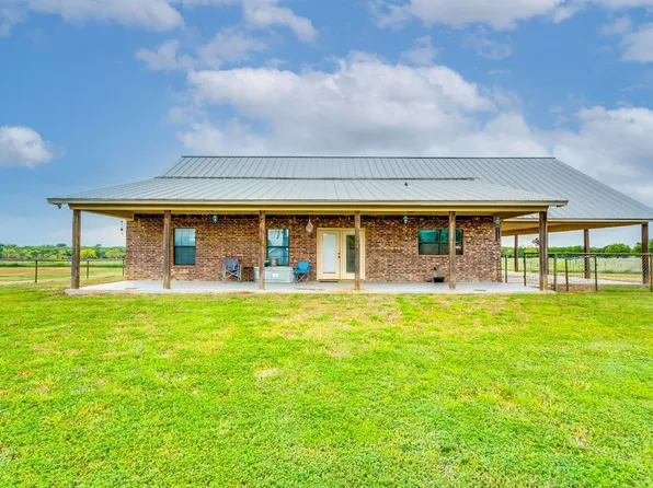 471 Crooked Creek Rd, Jacksboro, TX 76458