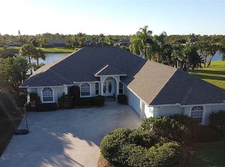 1562 Eagles Cir, Sebastian, FL 32958