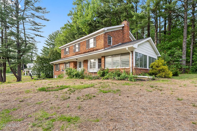 2nd image of 193 Pine Ridge Drive