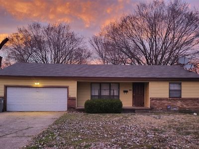 8605 Eden Valley Ln, Dallas, TX, 75217